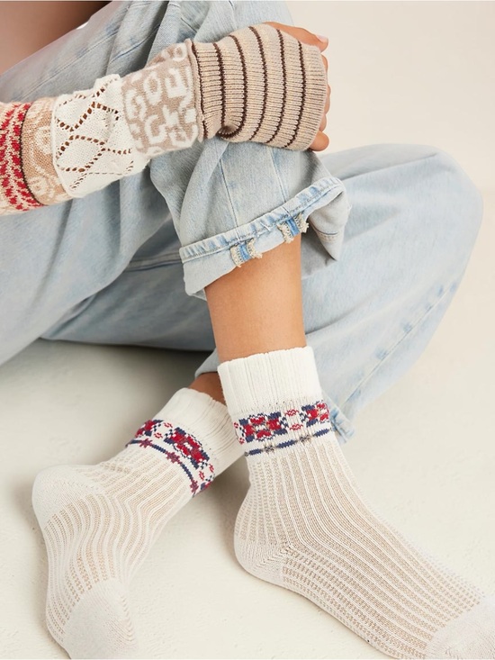Free People Accessories - Free People Mosaic Socks in White | NWT